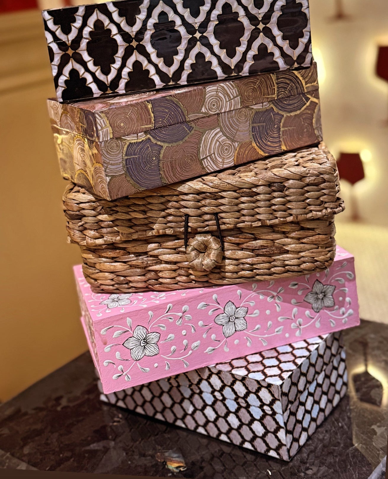 GRAINY TISSUE BOX