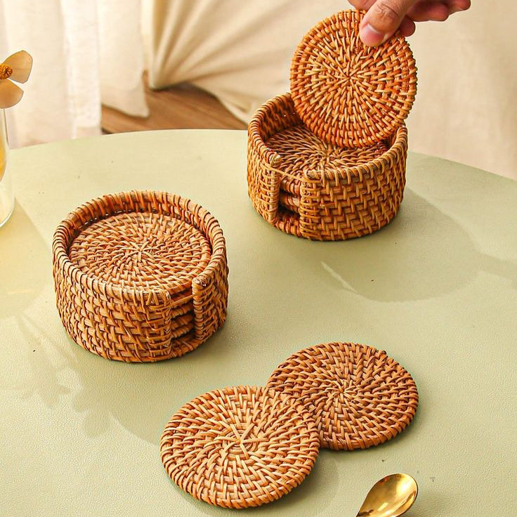 RATTAN TEA COASTERS (SET OF 6 WITH STAND)