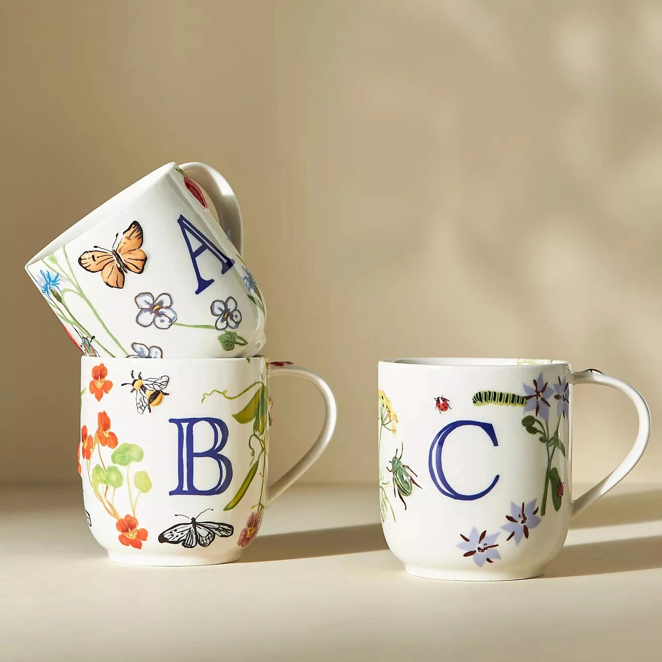 INITIAL PERSONALISED MUGS | GIFTBOX PACKAGING