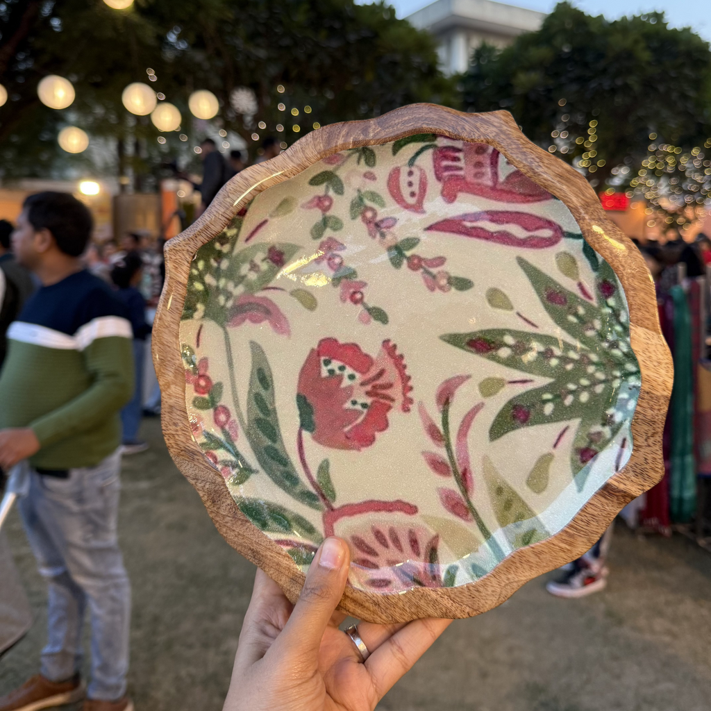 PETALED ENAMELLED SNACK PLATTER