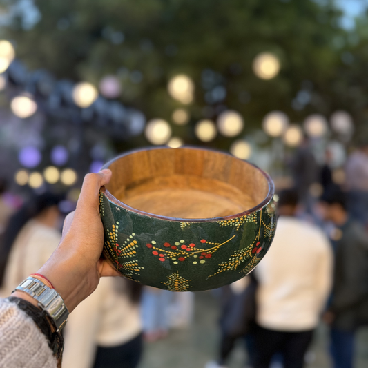 CHRISTMAS ENAMELLED SNACK BOWL