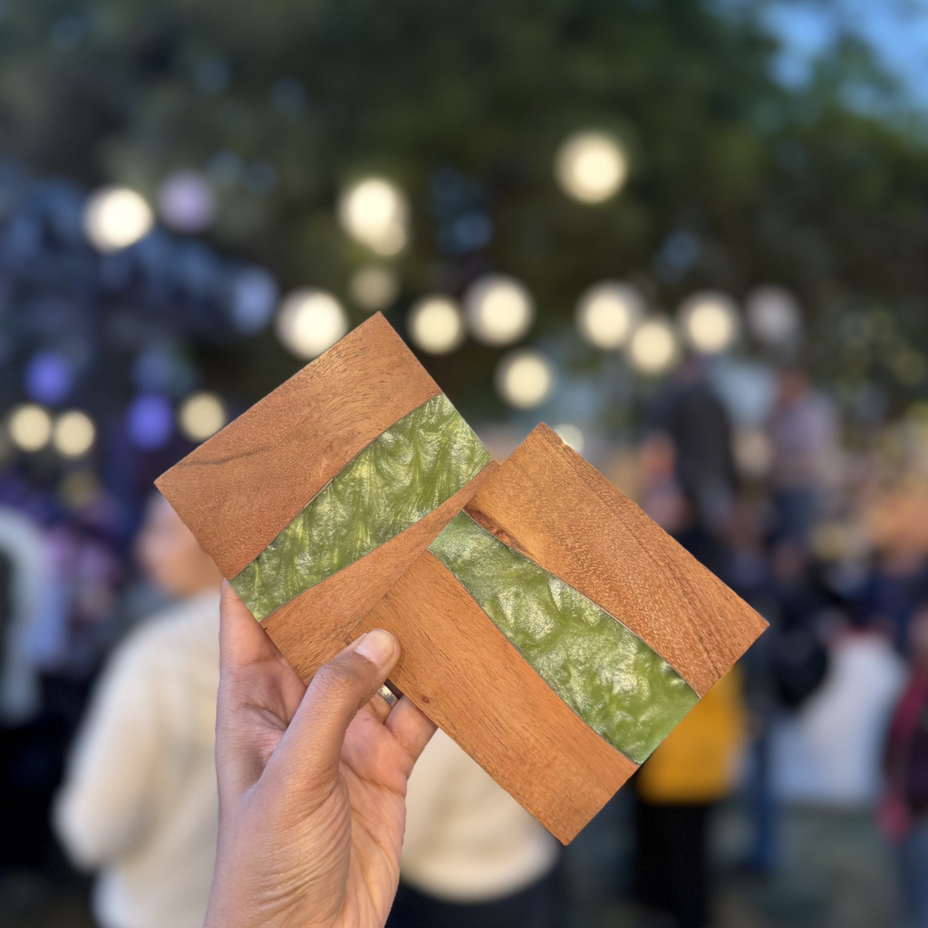 RESIN WOODEN TEA COASTERS (SET OF 2)