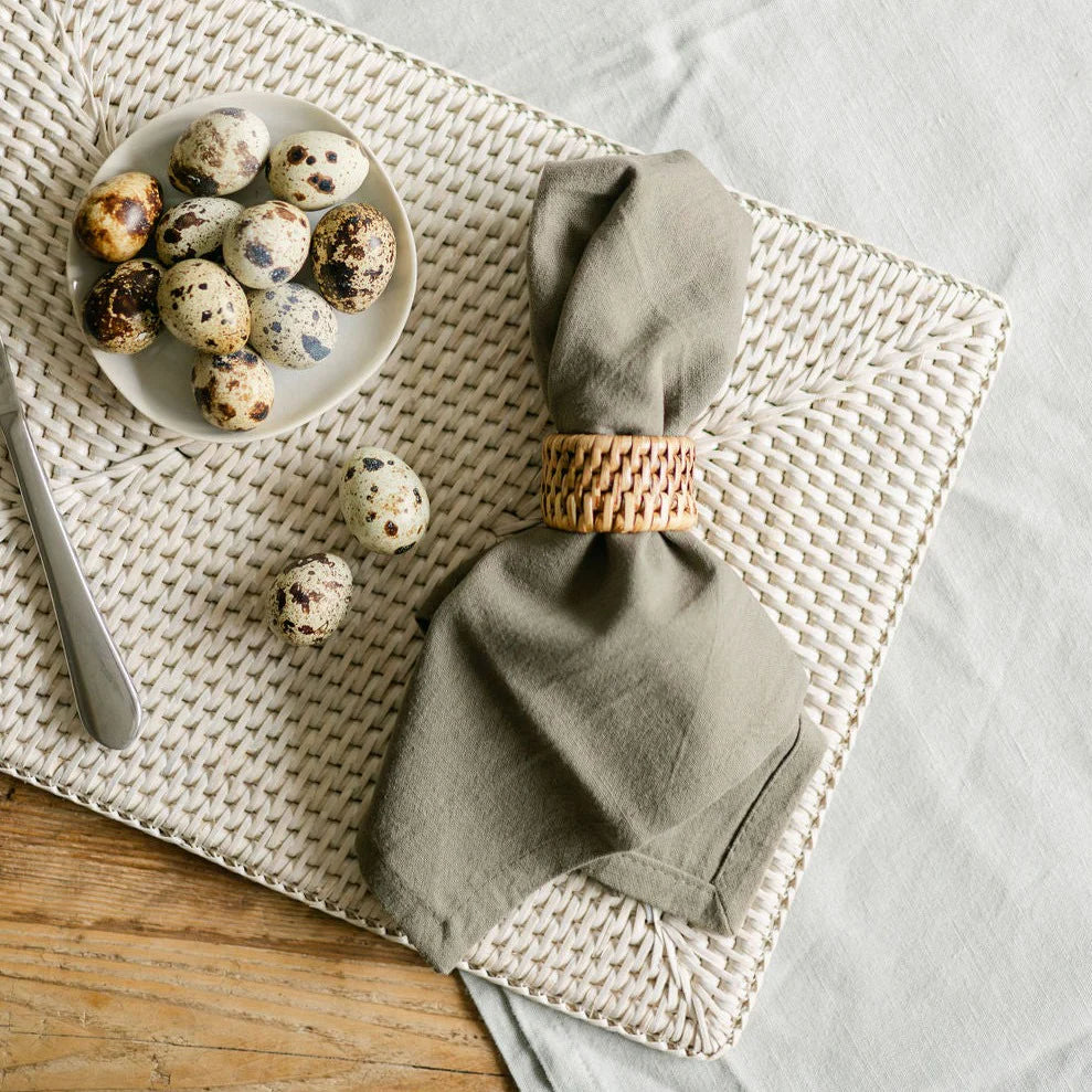 RATTAN NAPKIN RINGS (SET OF 4)