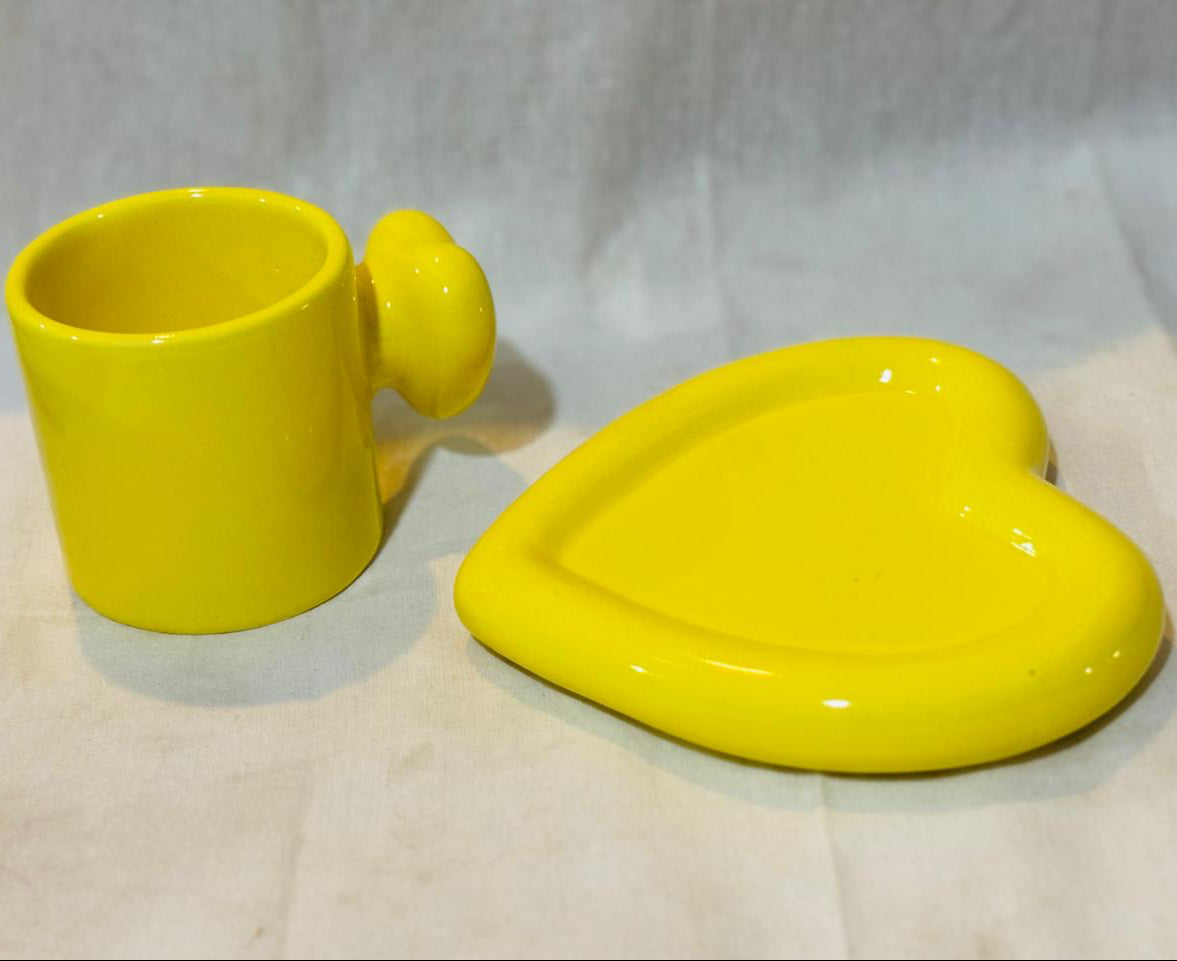 Heart Handle Cup and Saucer (set of 1)| Pinterest Inspired Design