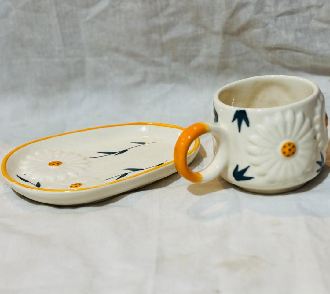 Daisy Cup and Saucer Set (set of 1)| Pinterest Inspired Design