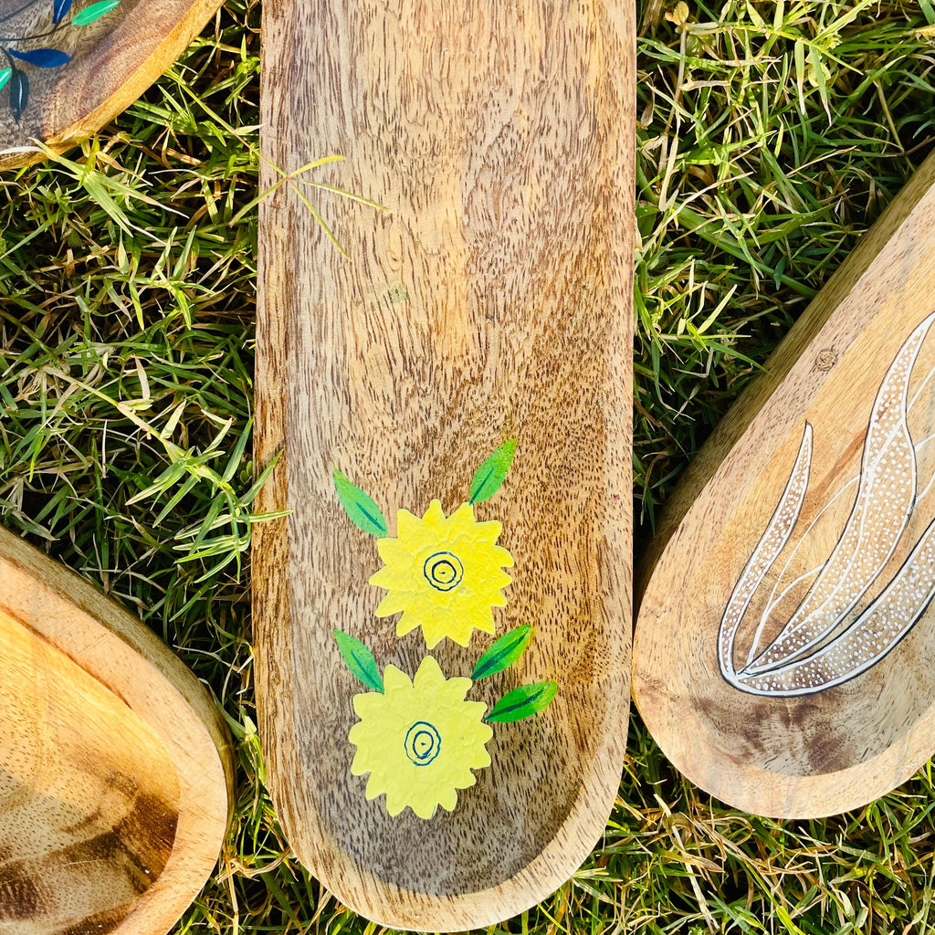 SUNFLOWER HAND-PAINTED SNACK PLATTER