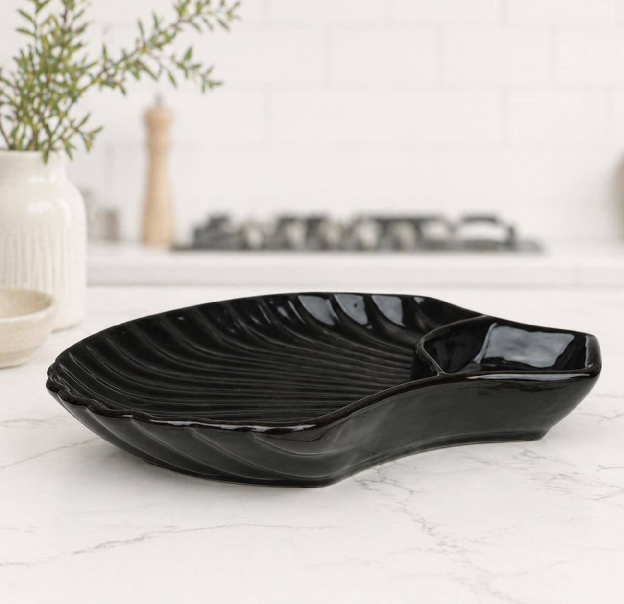 Azure Shell Chip And Dip Platter (set of 1)