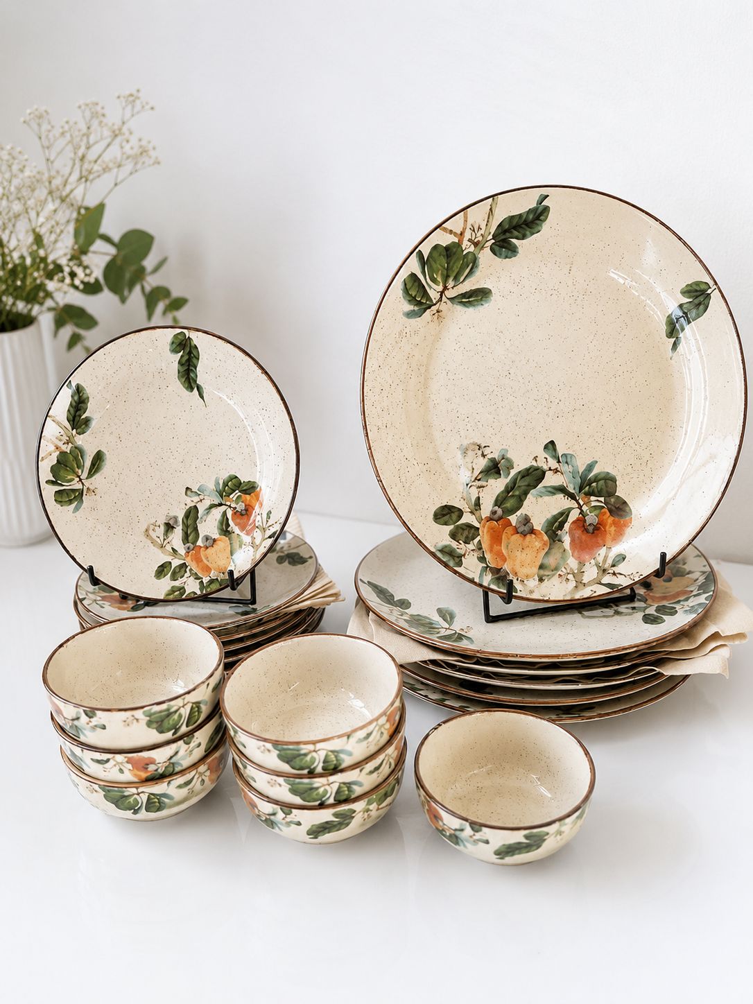 Tiki Golden Flowers Dinner Set | Porcelain