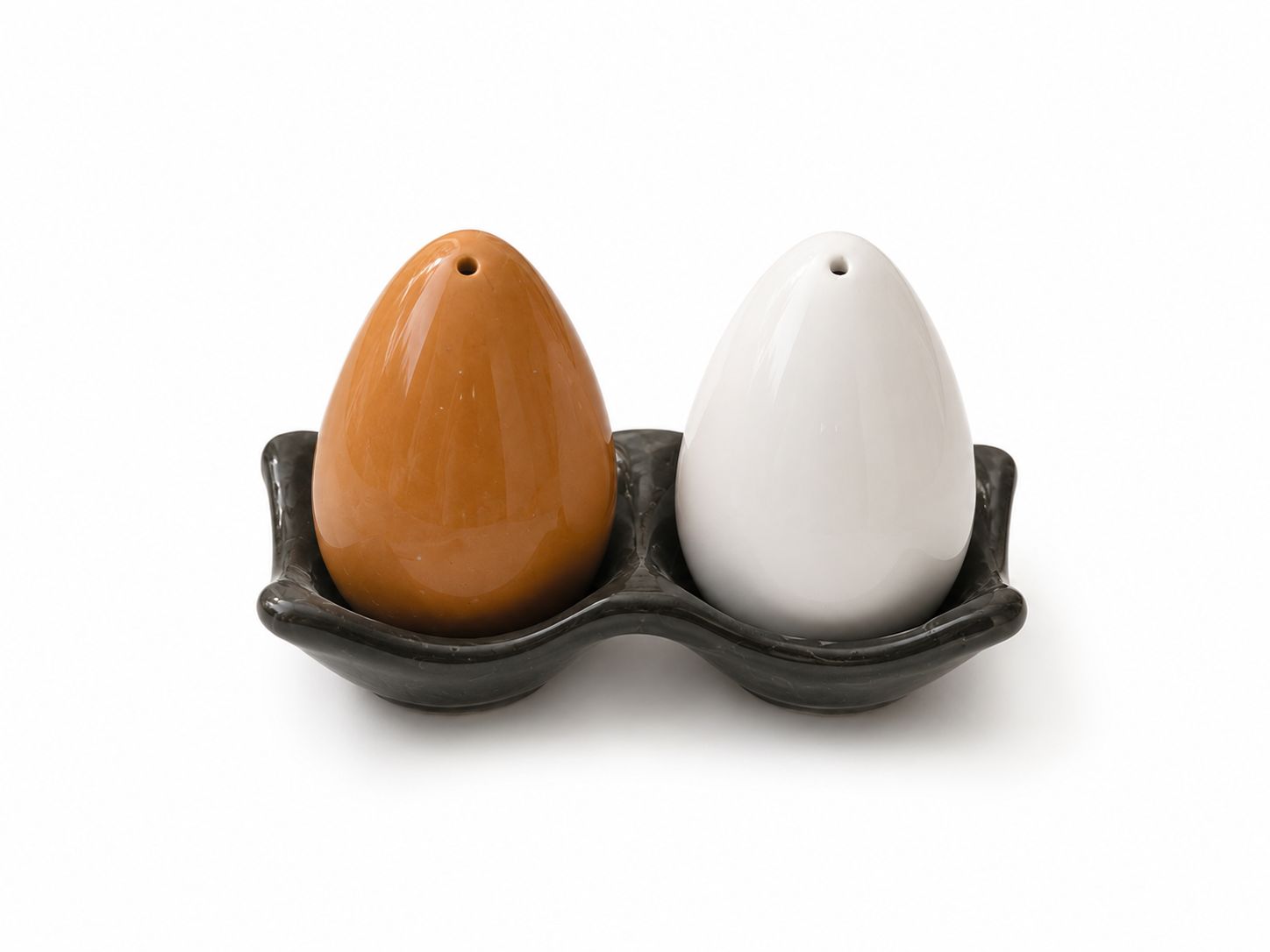 The Egg Salt Pepper Shakers (Set of 2) | Pinterest Inspired Design
