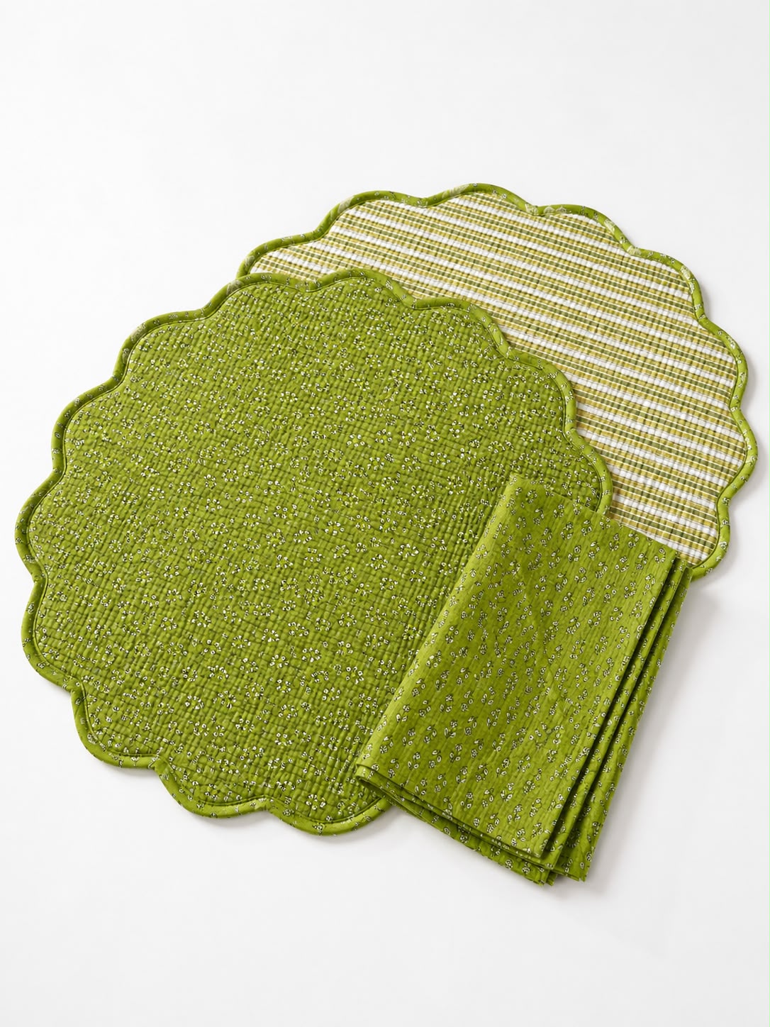 Sage Maharani Quilted Dining Set ( SET OF 6 MATS AND NAPKINS)