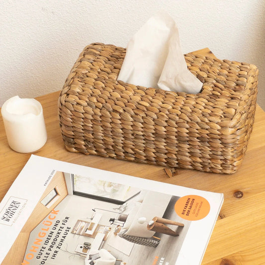 RATTAN GARDEN TISSUE BOX